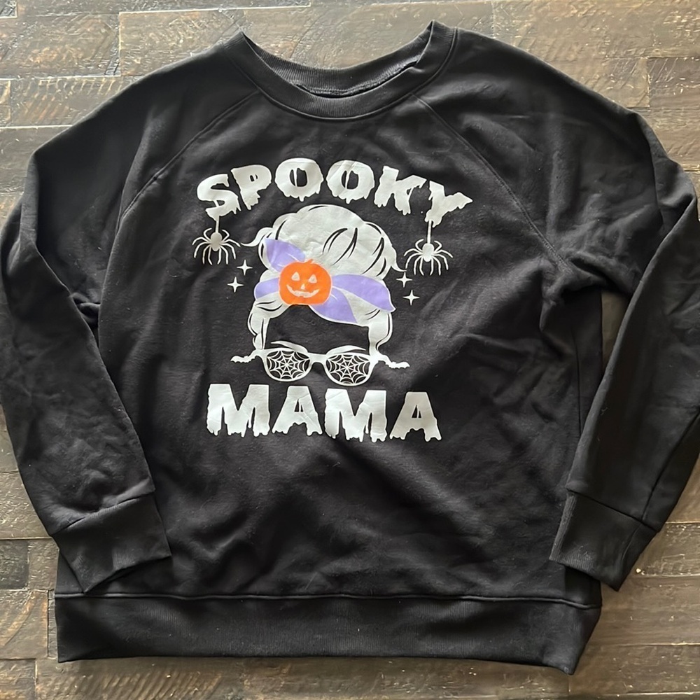 Spooky Mama Halloween sweatshirt